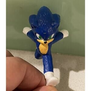 Sonic The Hedgehog Running Figure Toy Action Cake Topper